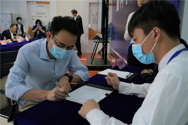 微信图片_20210428080149.jpg 微信图片_20210428080149.jpg